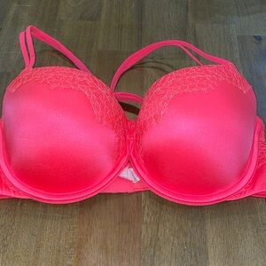 Victoria’s Secret 34D EUC bra